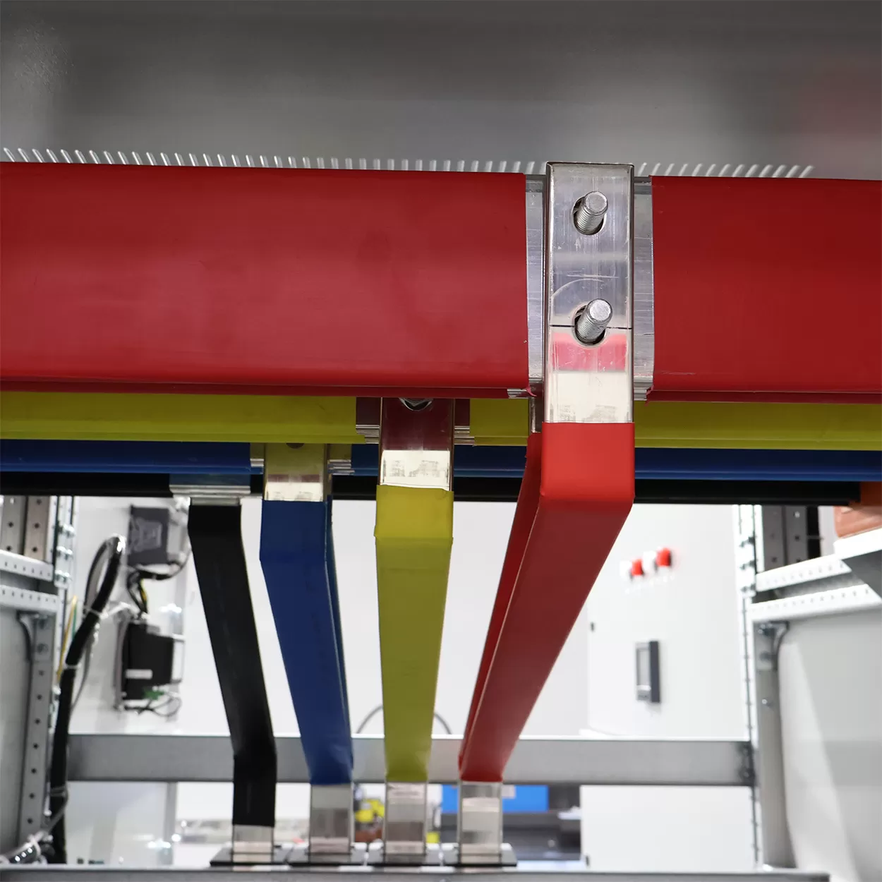 Main LV Distribution Switchgear-4